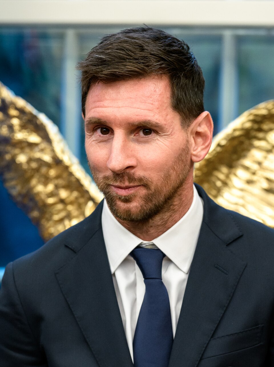 Lionel Messi: Karriere, Vermögen und Leben des Fußball-Magiers